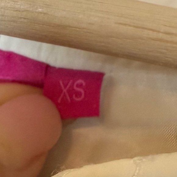 QUEEN OF SPARKLES White Sequin Horse Quilted Jacket NWT Size XS - Picture 4 of 6